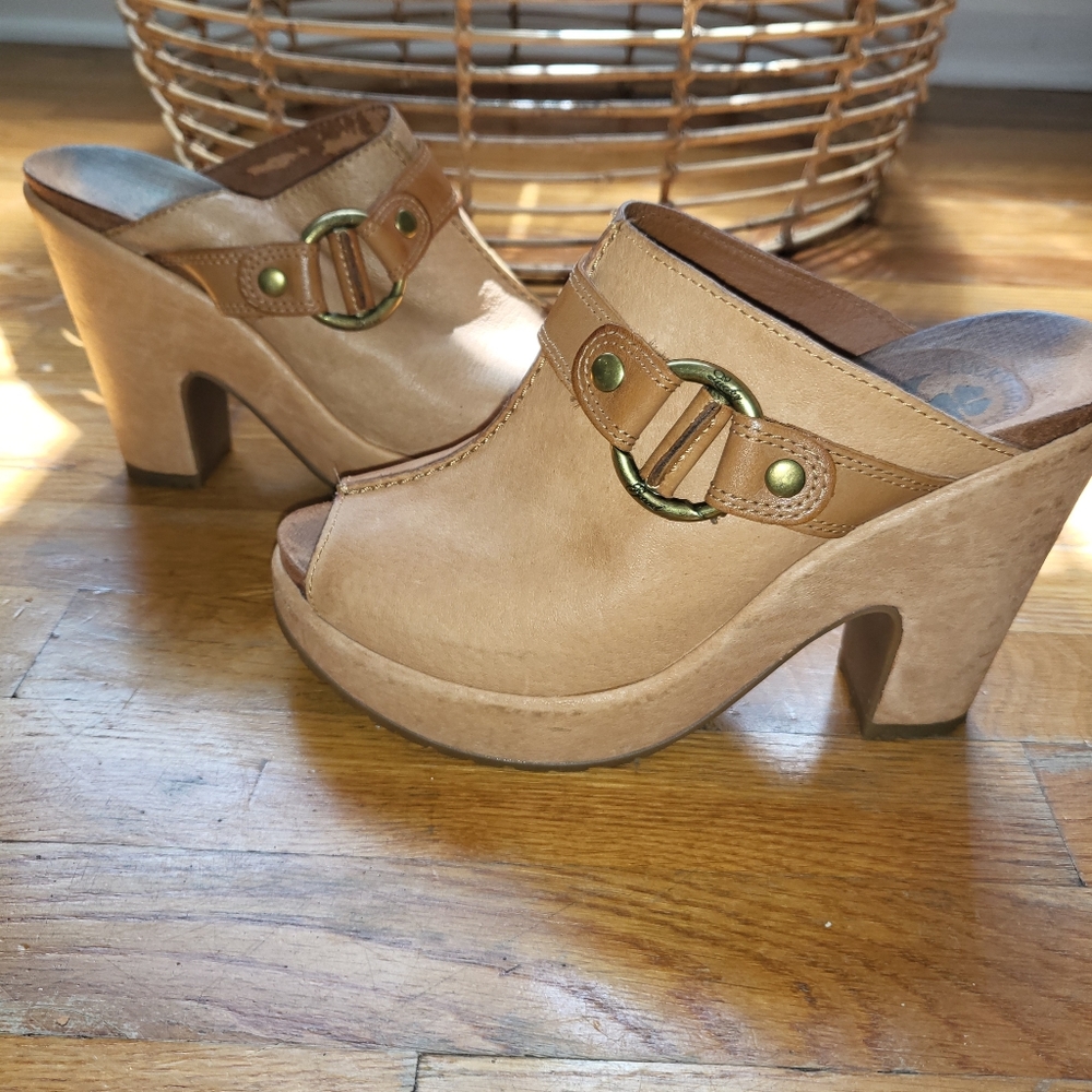 Platform Clogs